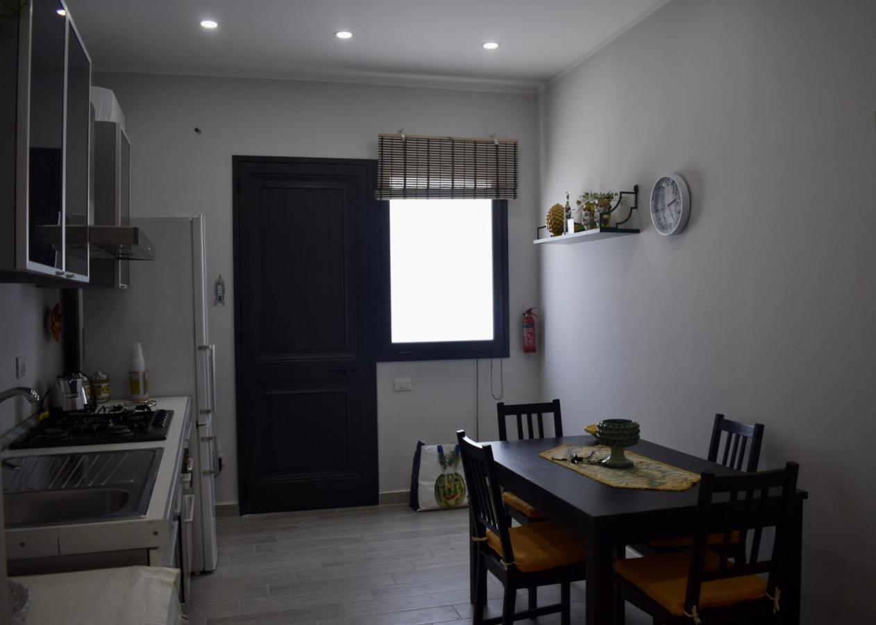 La Casa Dei Leoni Di Sicilia Apartment Palermo Exterior photo